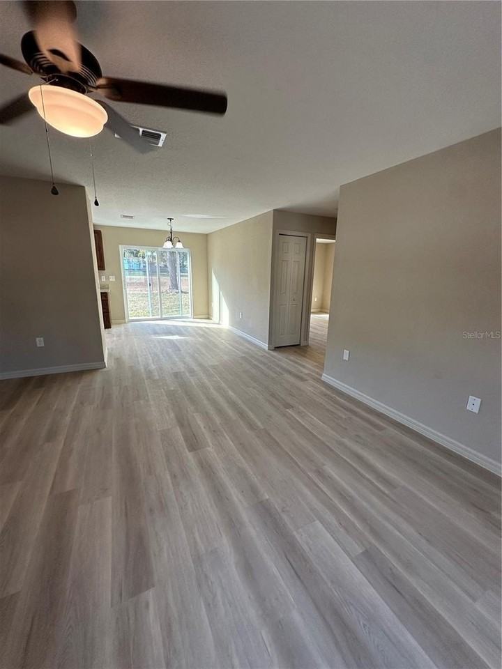 5632 Nw 57th St - Photo 4 of 17