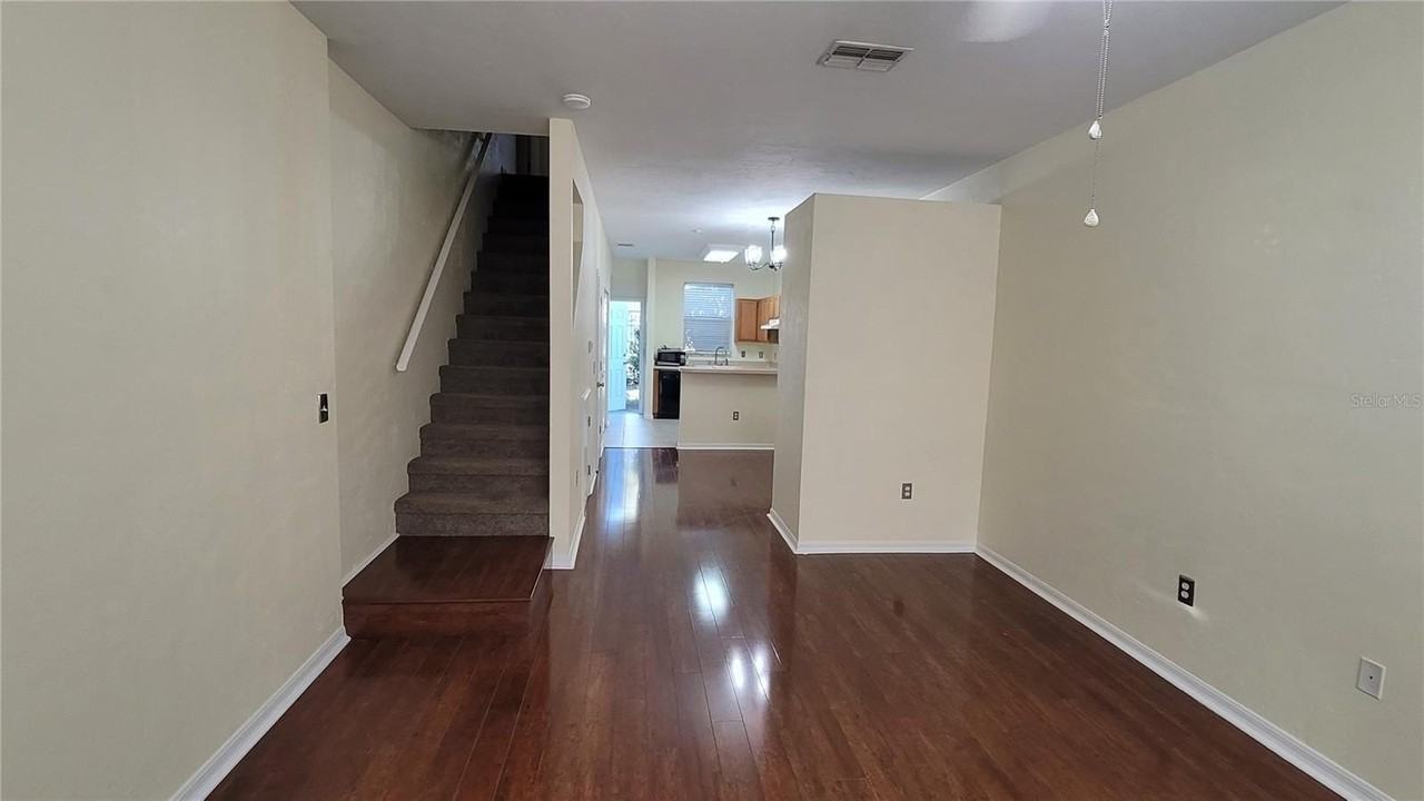 4415 Sw 34th St #507 - Photo 2 of 18