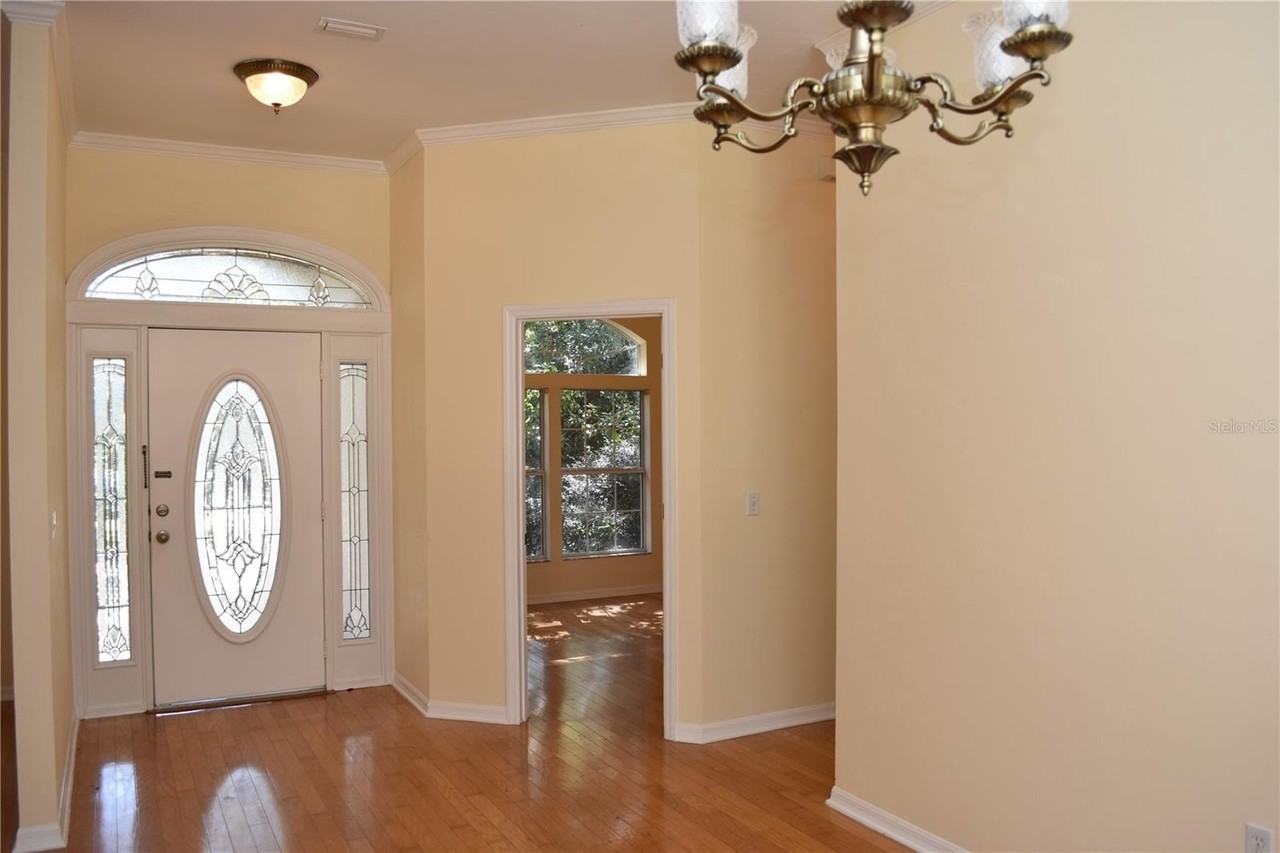 2406 Sw 98th Dr - Photo 7 of 47