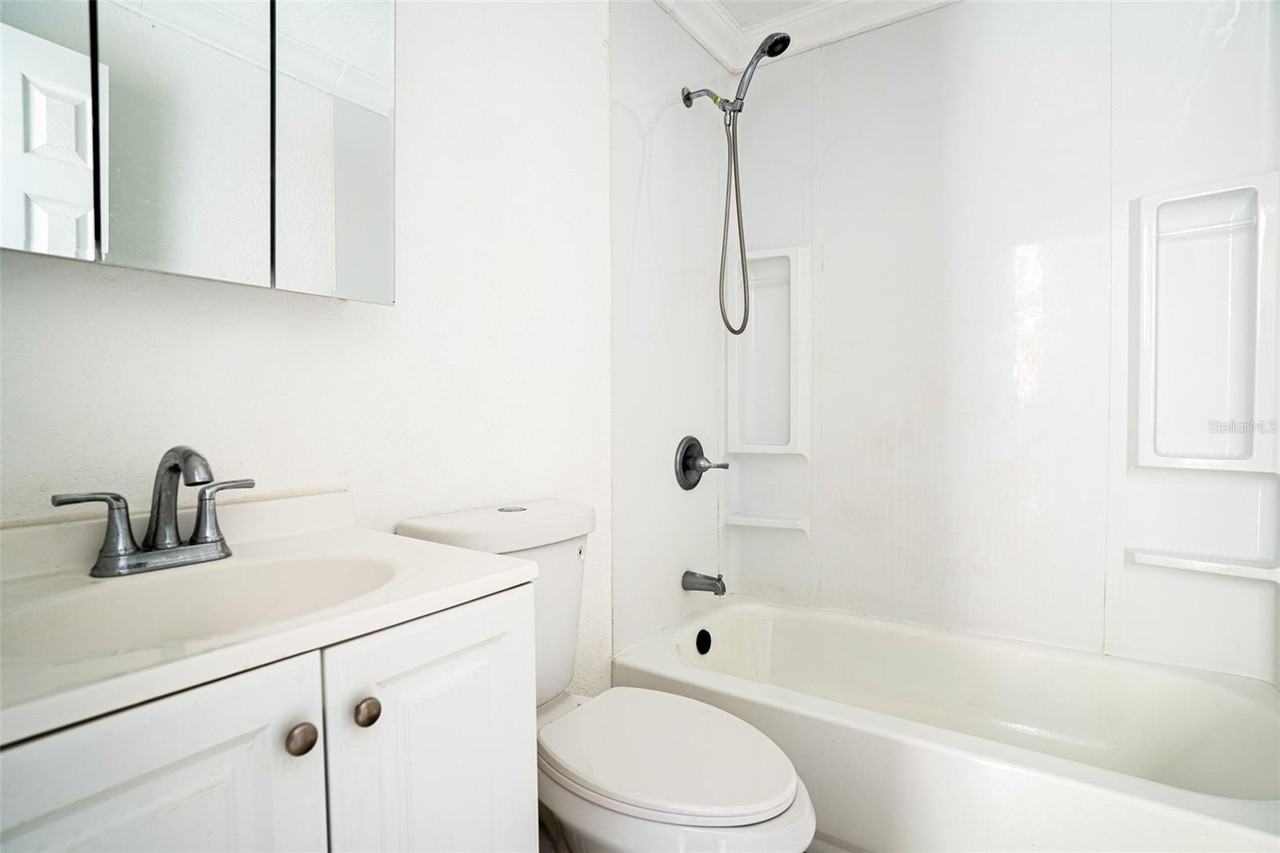 140 Avenue W Nw #3 - Photo 5 of 12