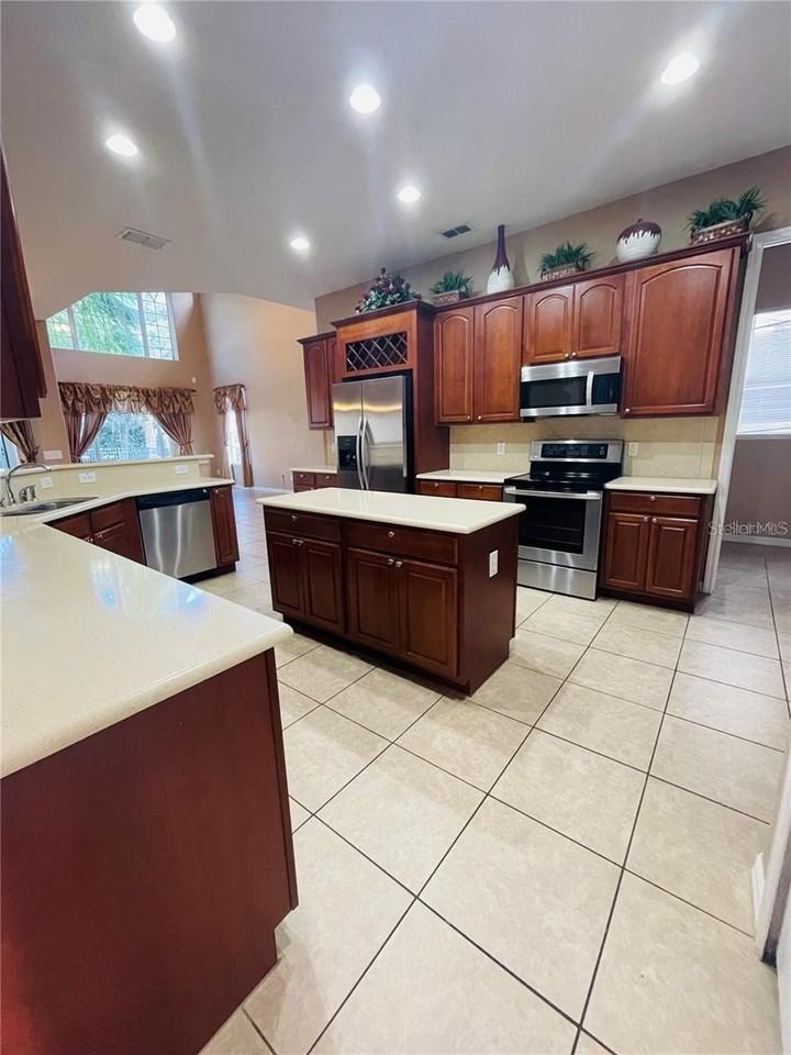 930 Spring Oak Cir - Photo 7 of 23