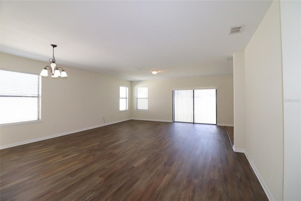 2229 Tulip Valley Pt - Photo 4 of 22