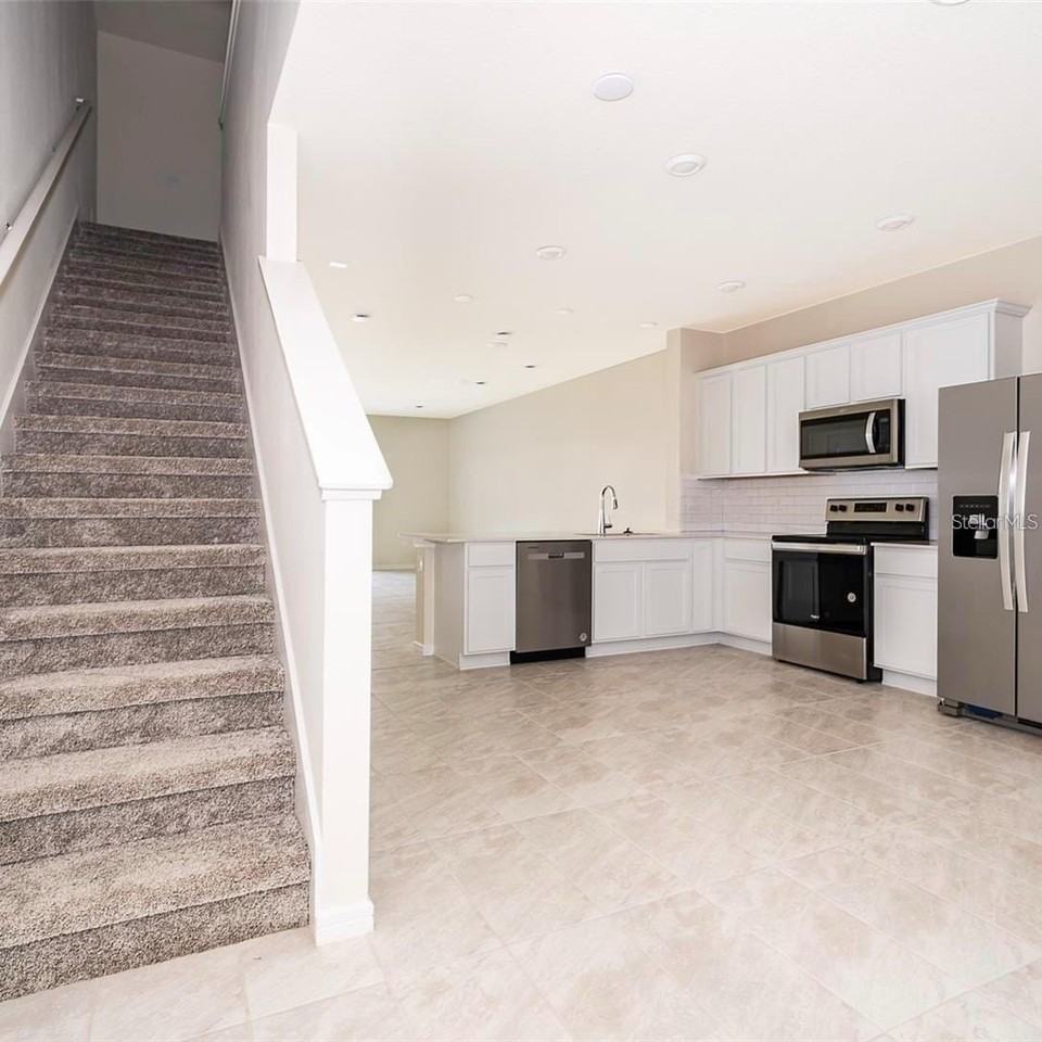 2763 Fetching Trl - Photo 4 of 15