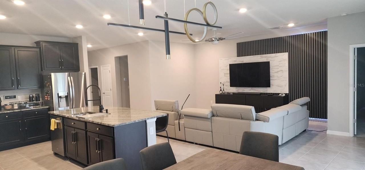 16966 Oval Rum Dr - Photo 3 of 13