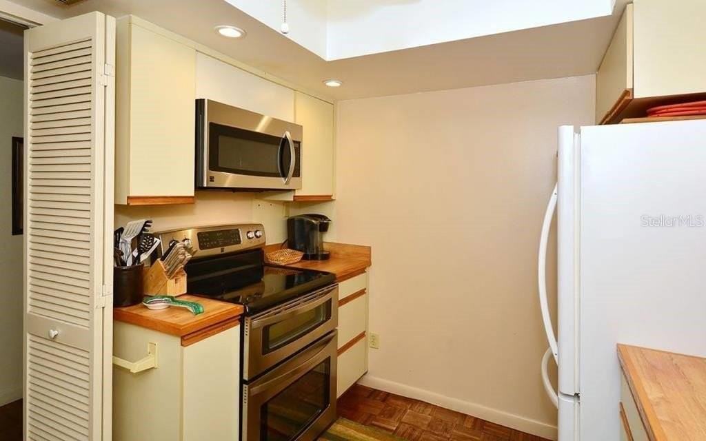 1055 W Peppertree Dr #603AA - Photo 6 of 15