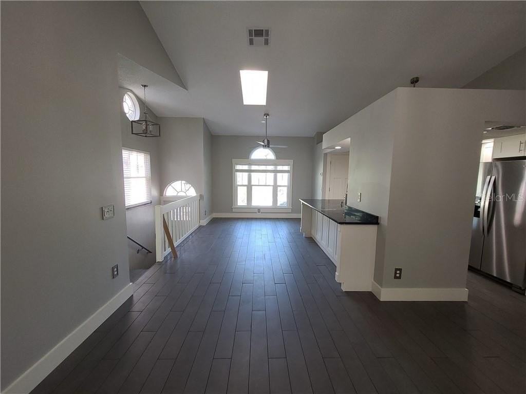 4970 Marina Palms Dr - Photo 6 of 38