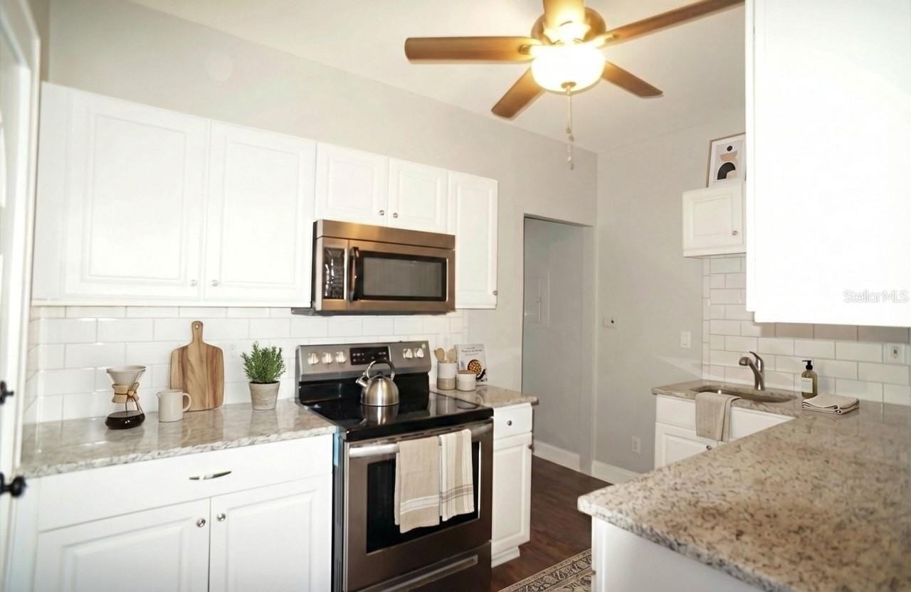 2715 1/2 2nd Ave S #3 - Photo 4 of 15