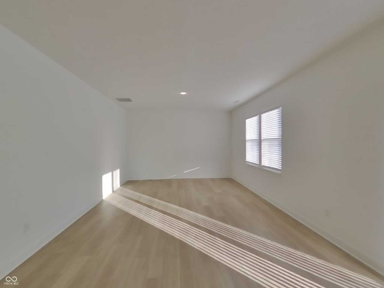 11815 Moorfield Ln - Photo 5 of 15