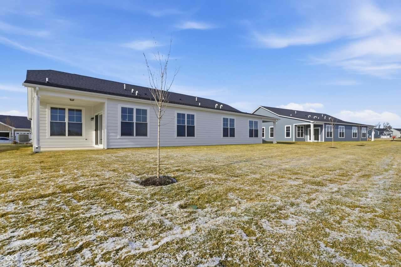 2863 Piper Pl - Photo 7 of 39