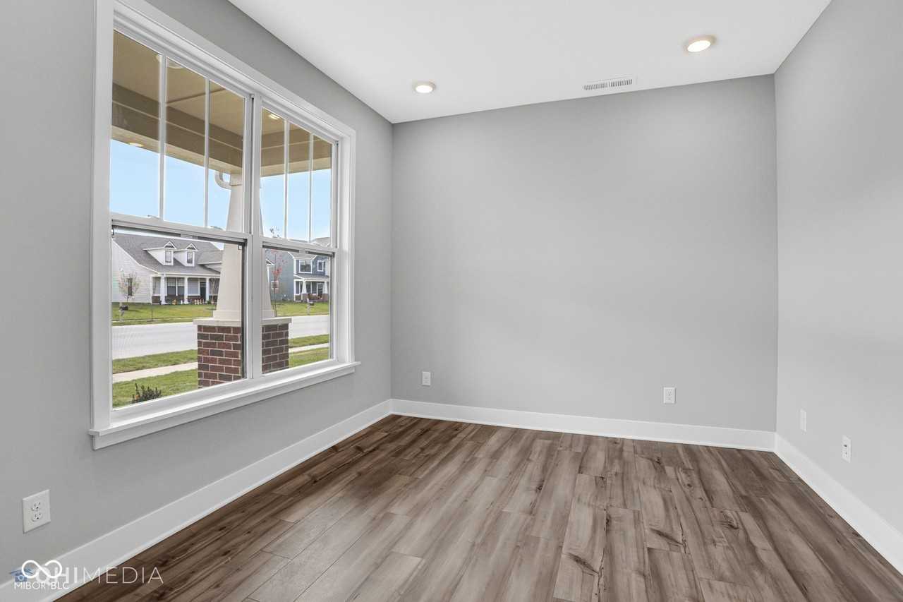 2228 W 171st St - Photo 3 of 27