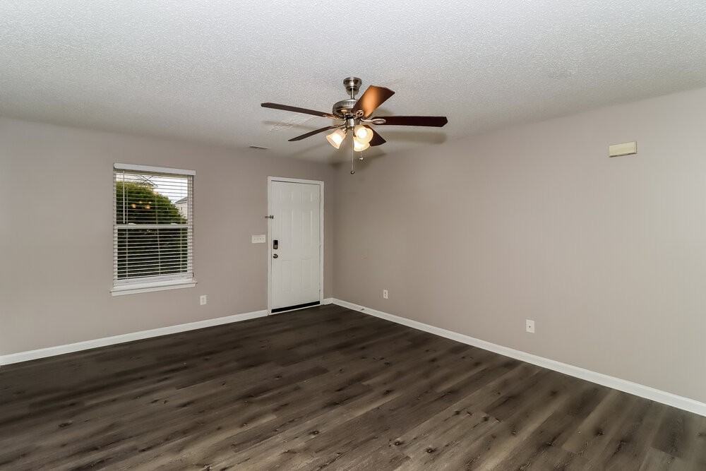 1124 Ballina Way - Photo 6 of 17