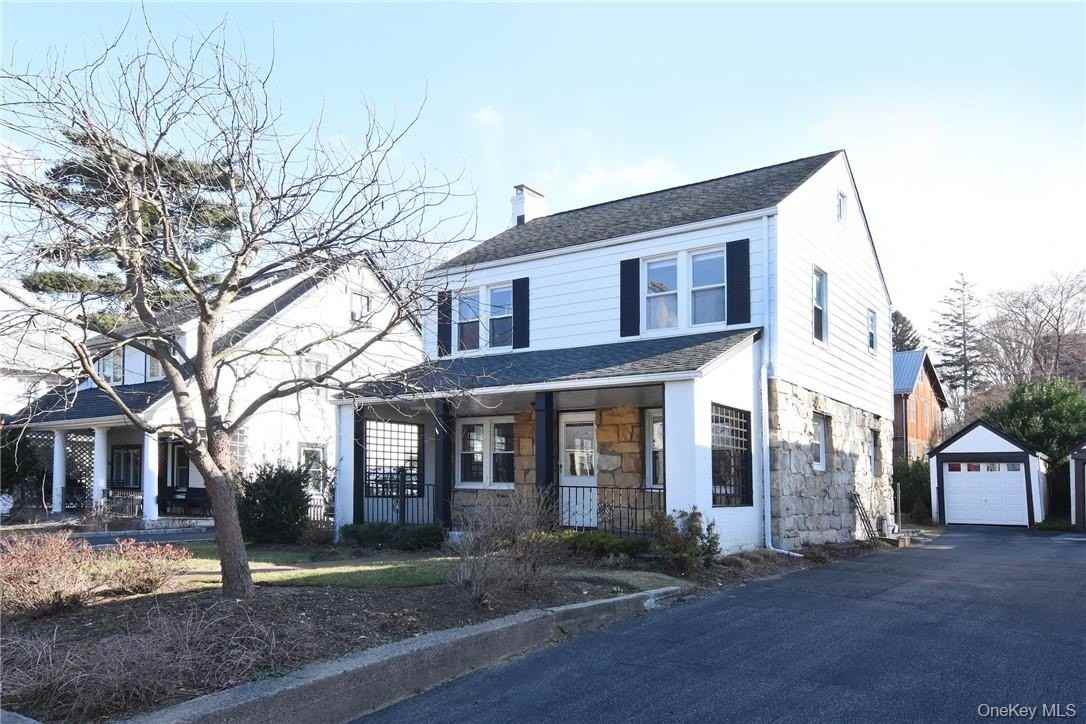 27 Maple St - Photo 2 of 17