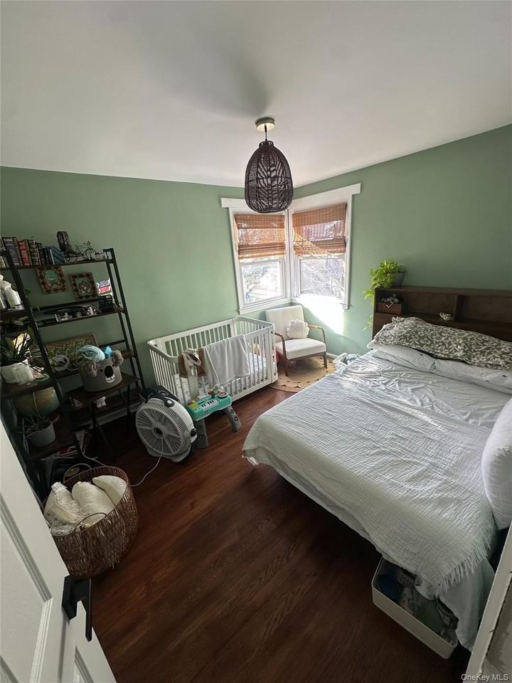 615 Bronx River Rd - Photo 7 of 13