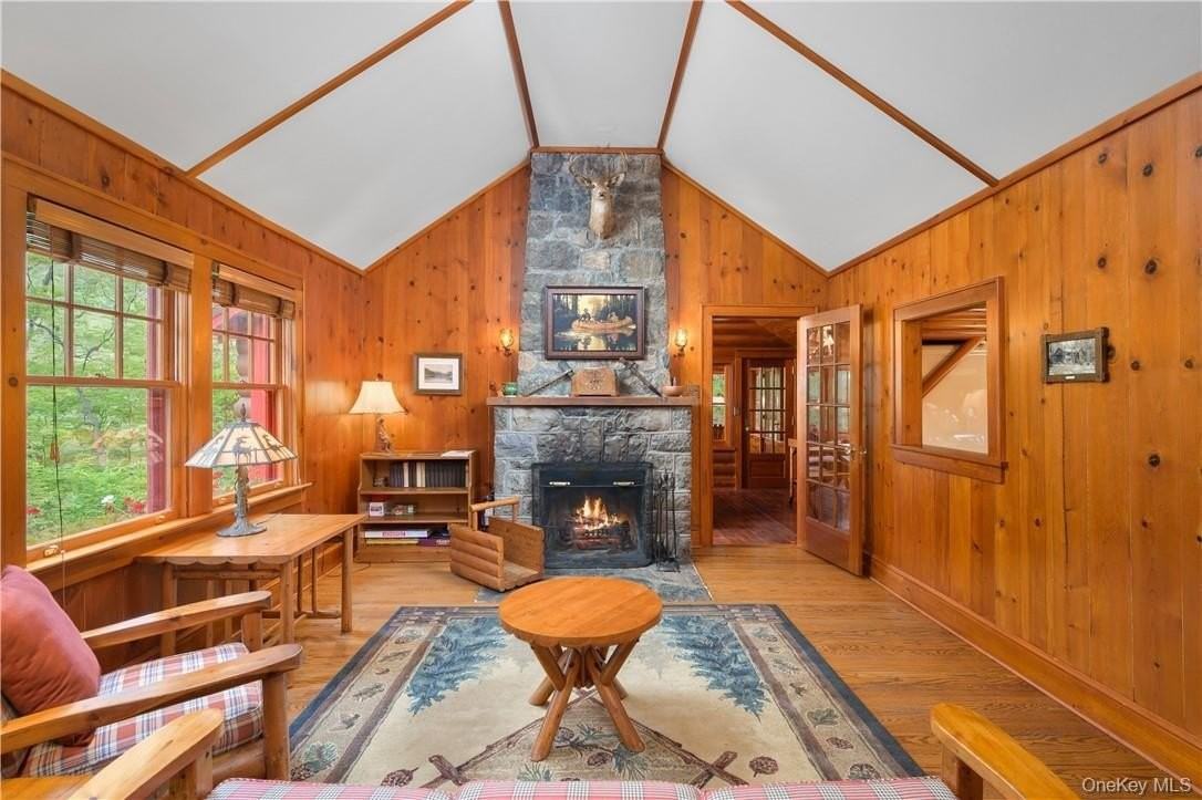 77 Lake Dr - Photo 4 of 49