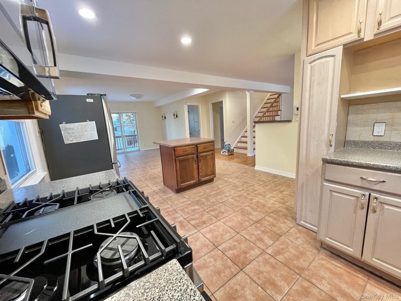 51 Emmett Ter Unit 1 #1 - Photo 4 of 23