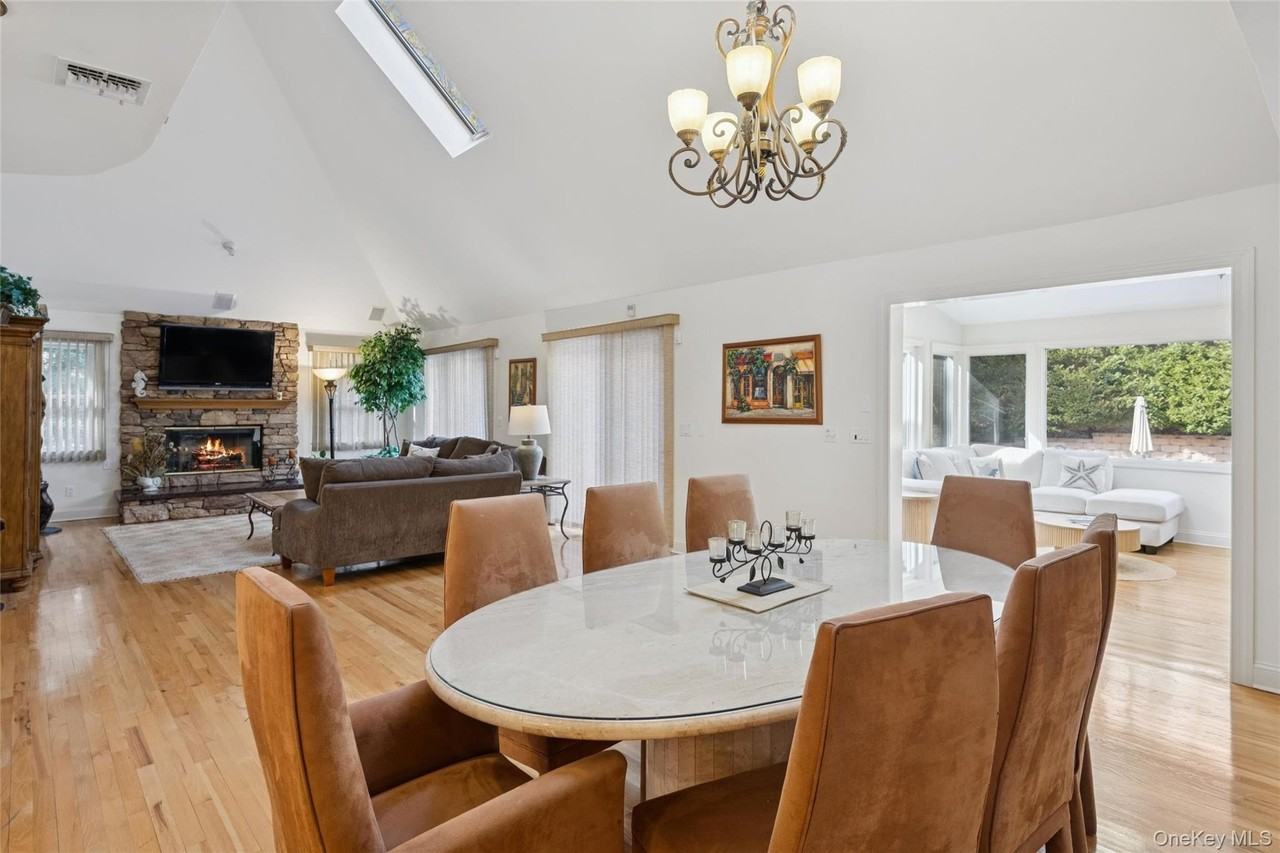 126 Malloy Dr - Photo 5 of 49