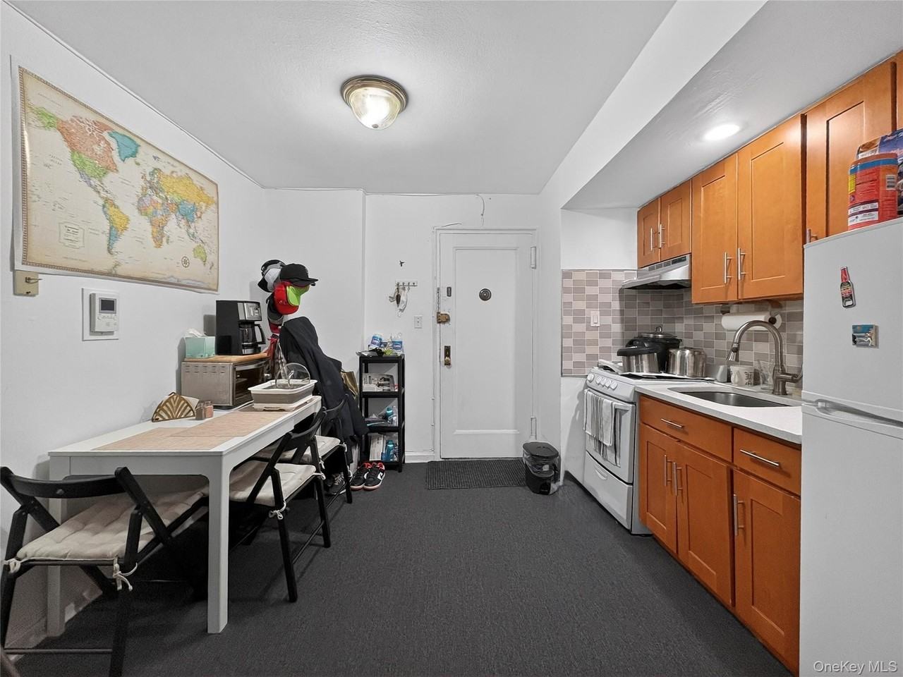 10524 63rd Dr Apt 4l #4L - Photo 6 of 9