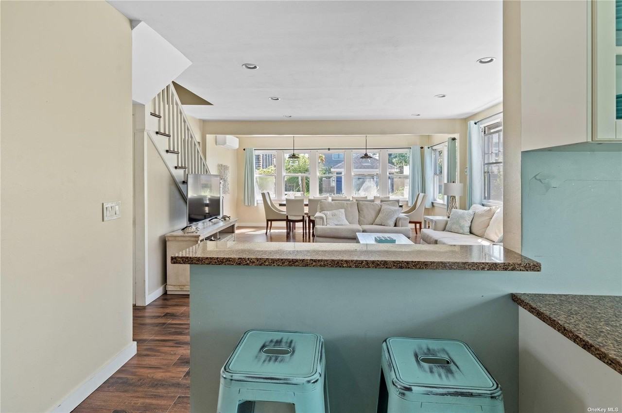 180 Cottage Walk - Photo 7 of 24