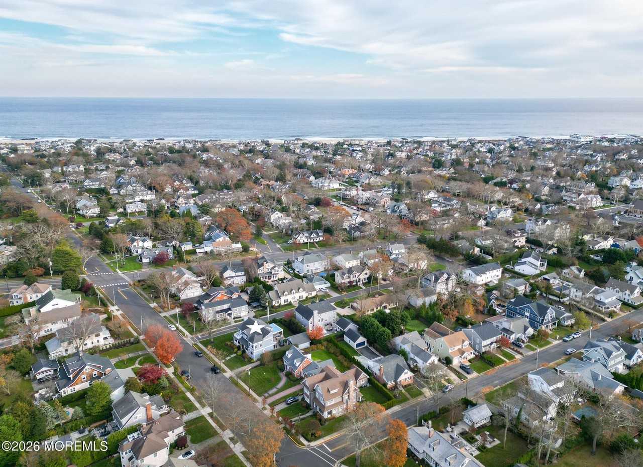 315 Pitney Ave - Photo 6 of 50