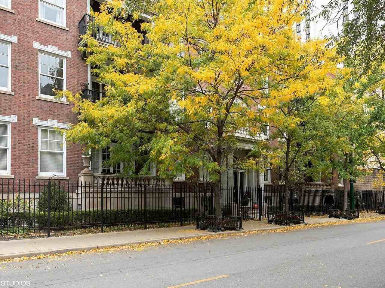 1201 N Astor St Unit G #G - Photo 2 of 17