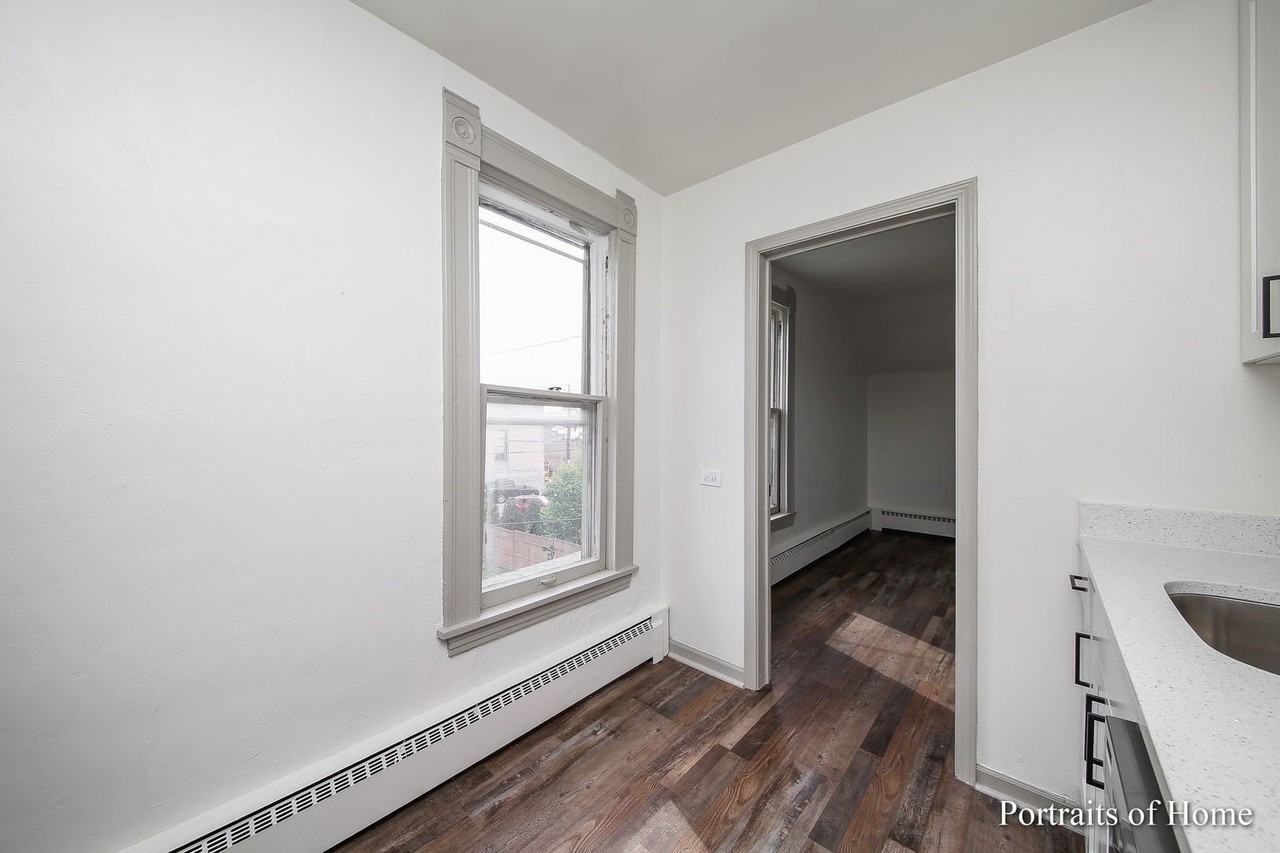 123 N West St Apt 2r #2R - Photo 7 of 11