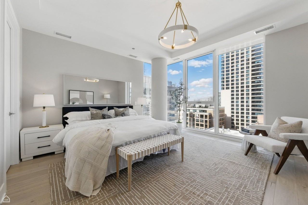 146 W Erie St Apt 1302 #1302 - Photo 7 of 17