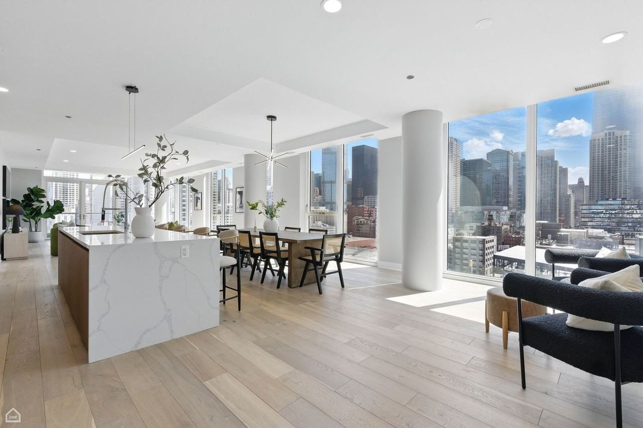 146 W Erie St Apt 1301 #1301 - Photo 6 of 18