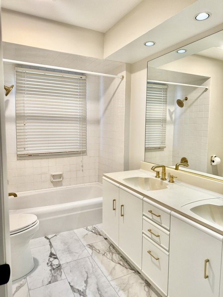 619 41st St - Photo 4 of 16