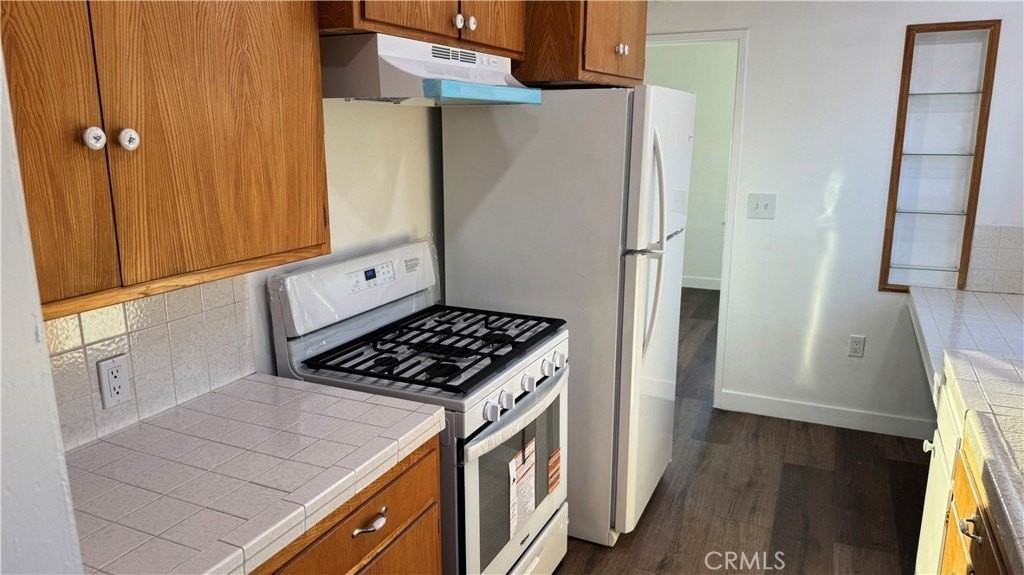 4350 Filhurst Ave - Photo 5 of 23