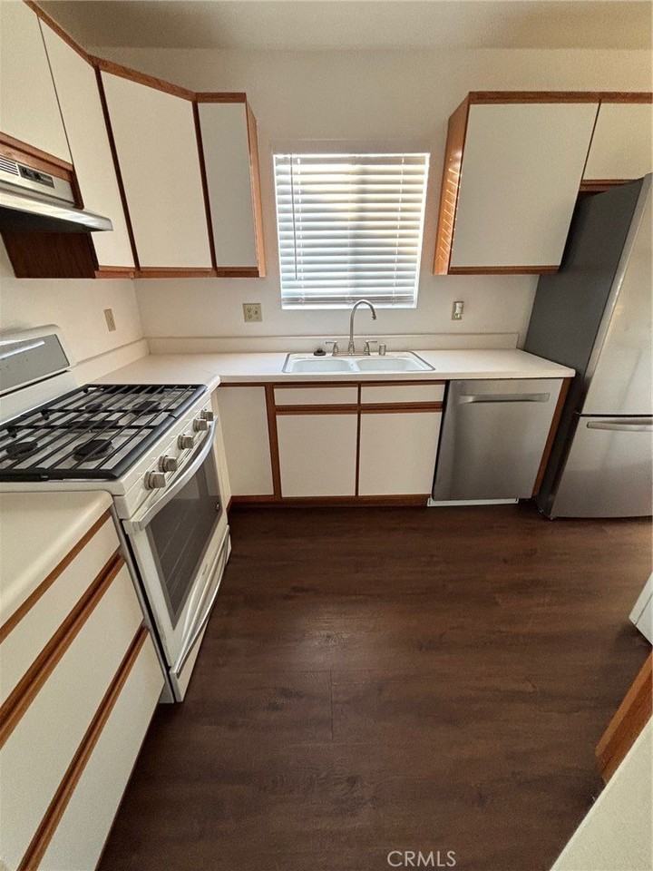 337 S 1st Ave - Photo 6 of 15