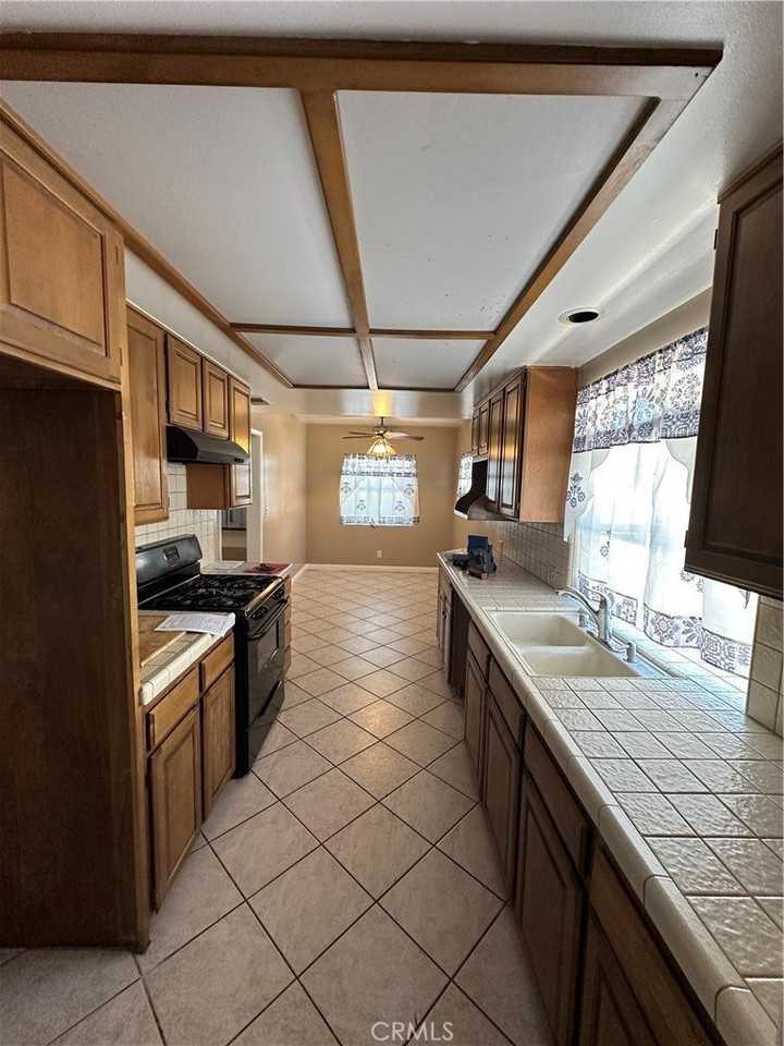 229 S Homerest Ave - Photo 6 of 11