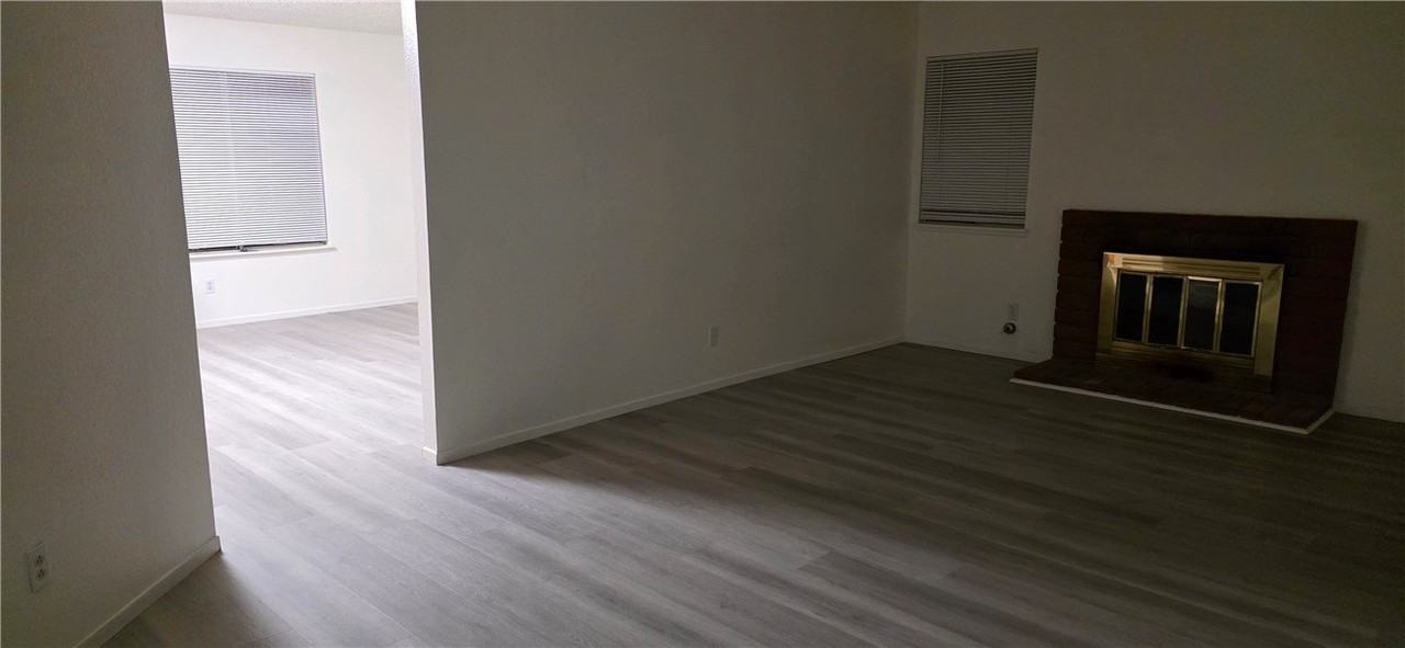 5048 Wyche Ct - Photo 7 of 17