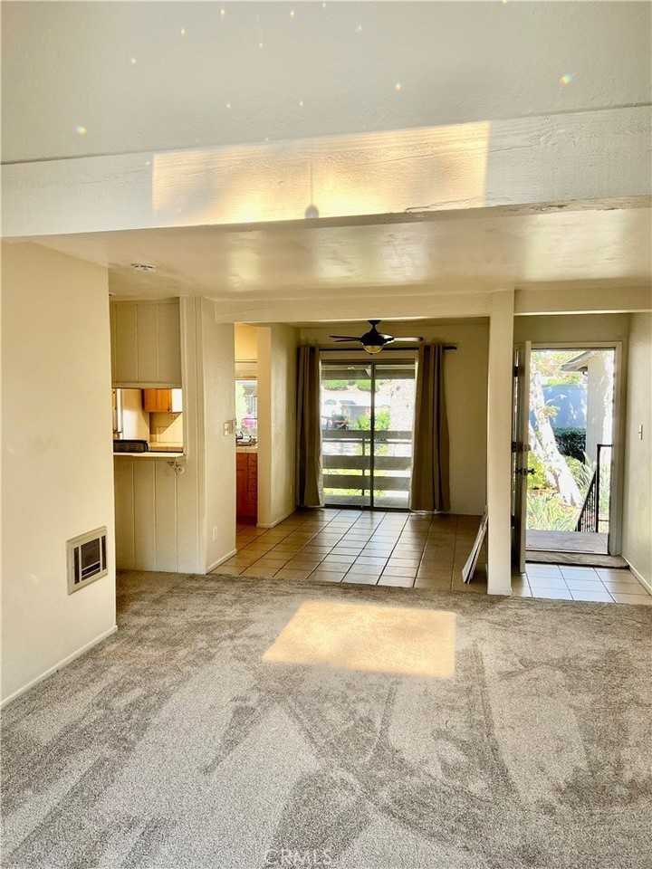 23732 Hillhurst Dr #30 - Photo 2 of 17