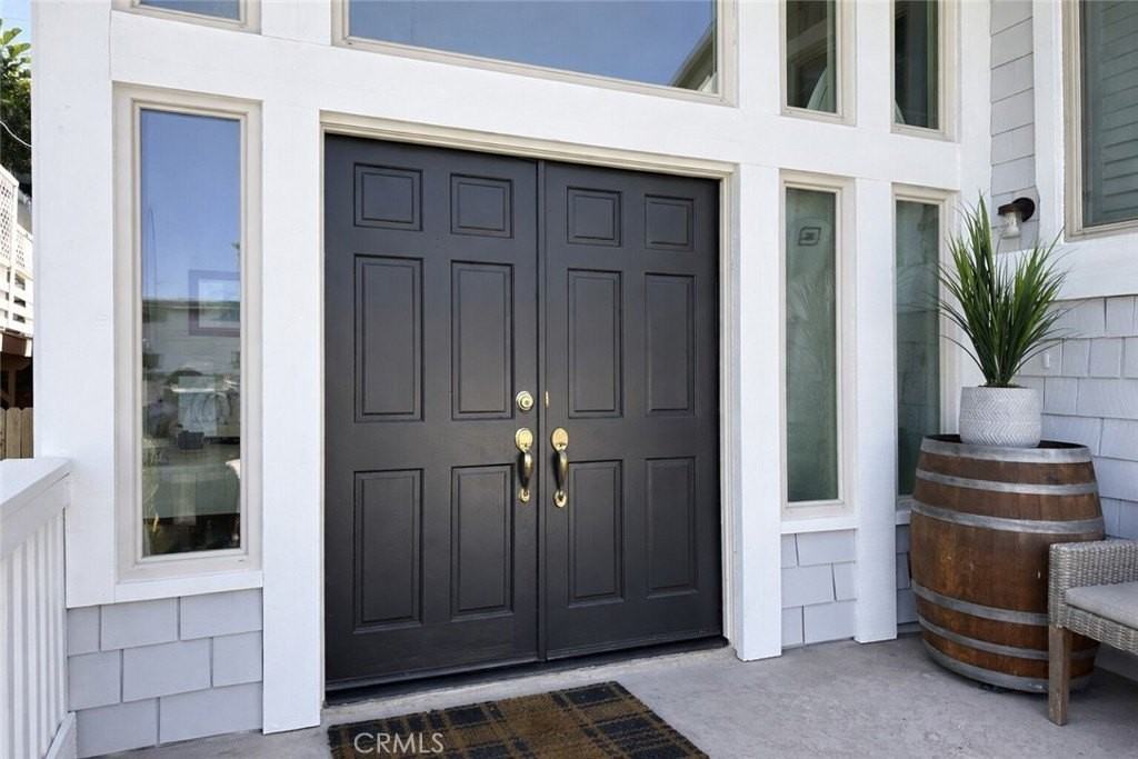 33791 Robles Dr - Photo 4 of 16