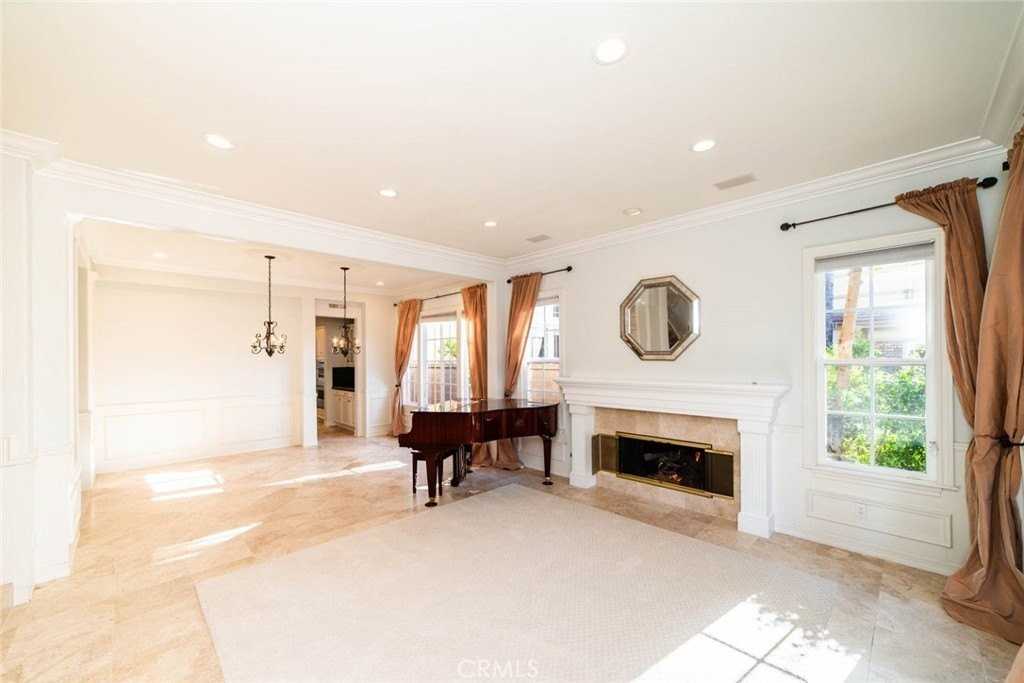 7 Camellia - Photo 5 of 50