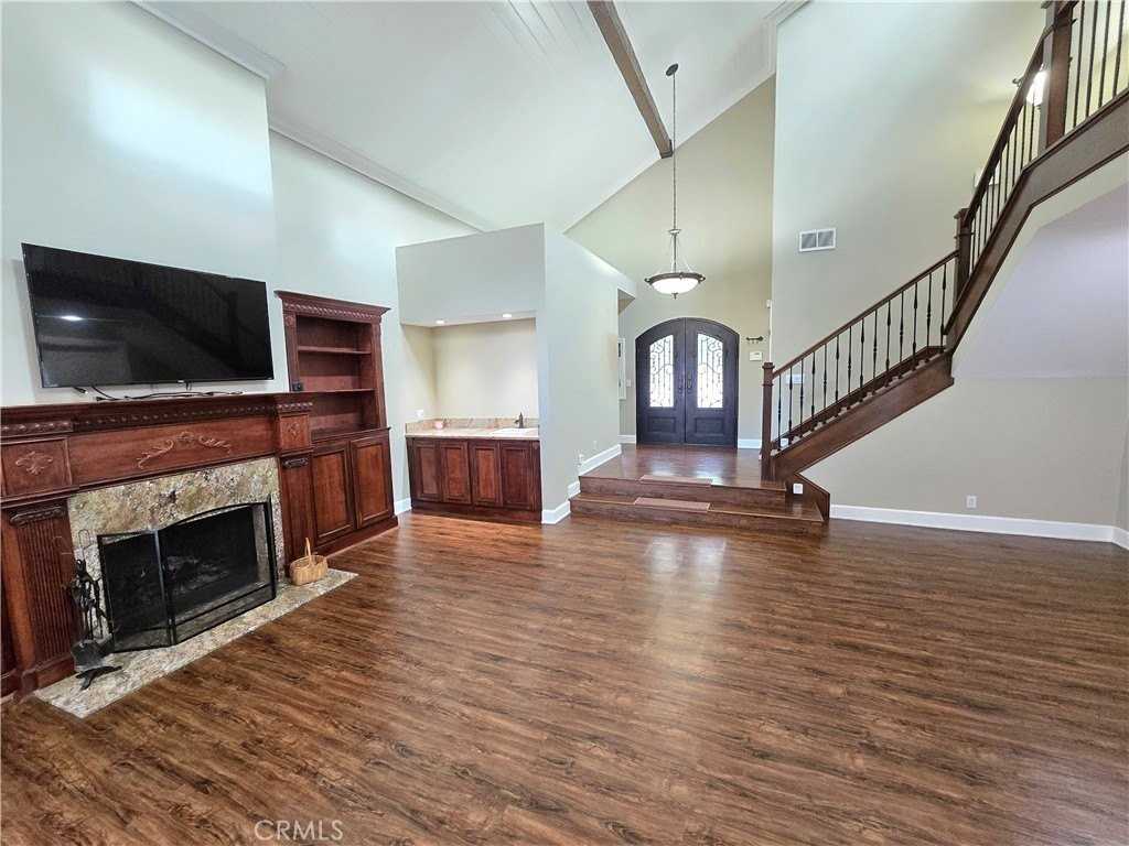 24832 Forest Knoll Ln - Photo 5 of 50