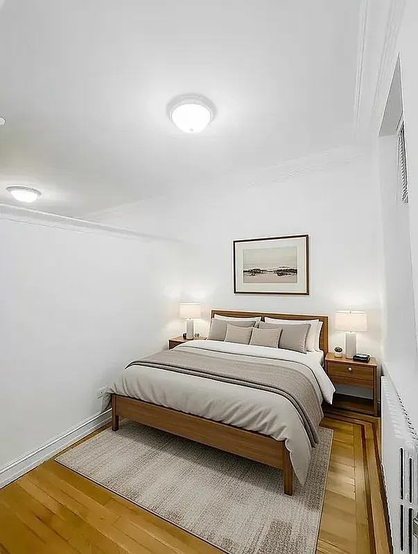 214 E 51st St #6F - Photo 3 of 4