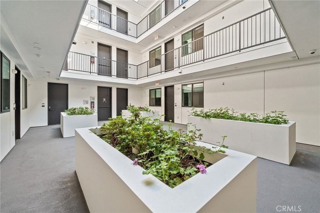 7510 Sepulveda Blvd #204 - Photo 6 of 25