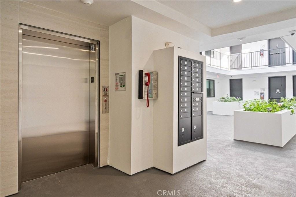 7510 Sepulveda Blvd #304 - Photo 5 of 26