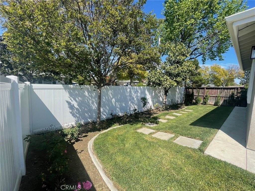 5436 Cambury Ave - Photo 4 of 34