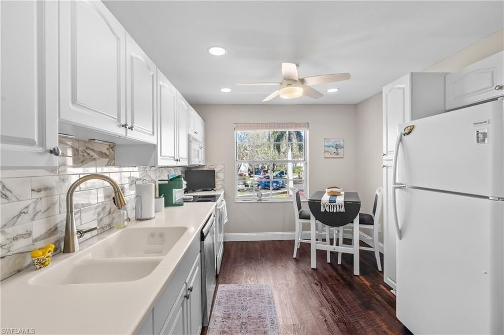 541 Windsor Sq - Photo 6 of 25