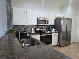 977 Hampton Cir Unit 118 #118 - Photo 1 of 1