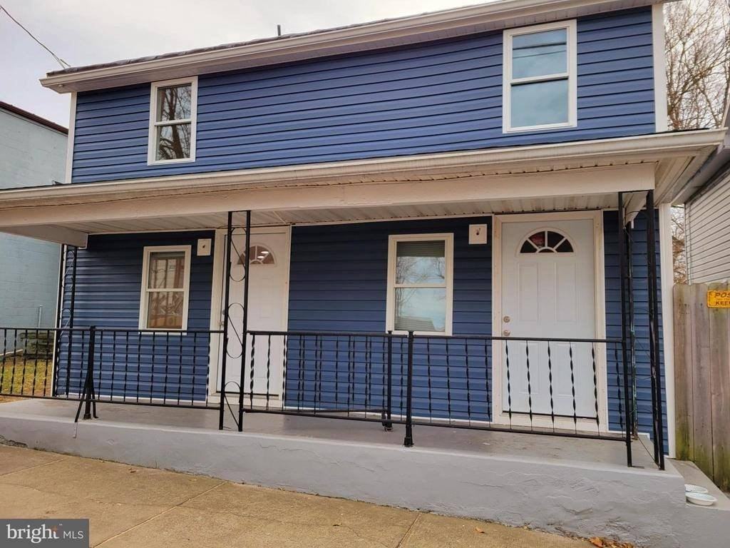 235 Kern St - Photo 2 of 9