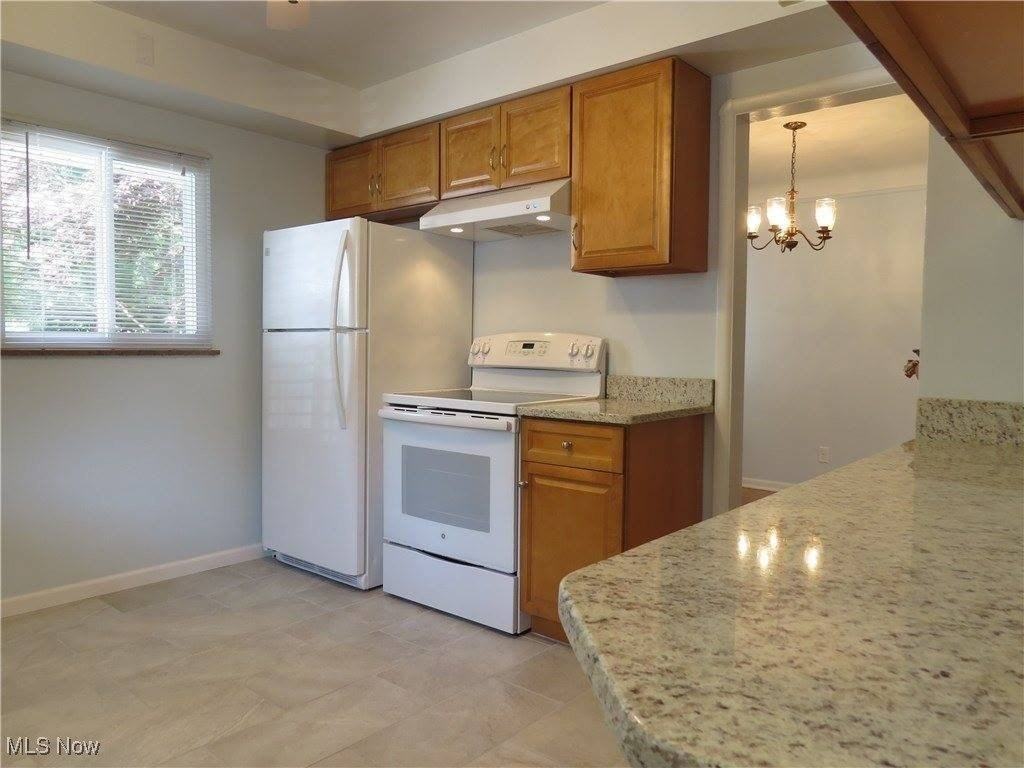 25316 Conover Dr - Photo 7 of 25