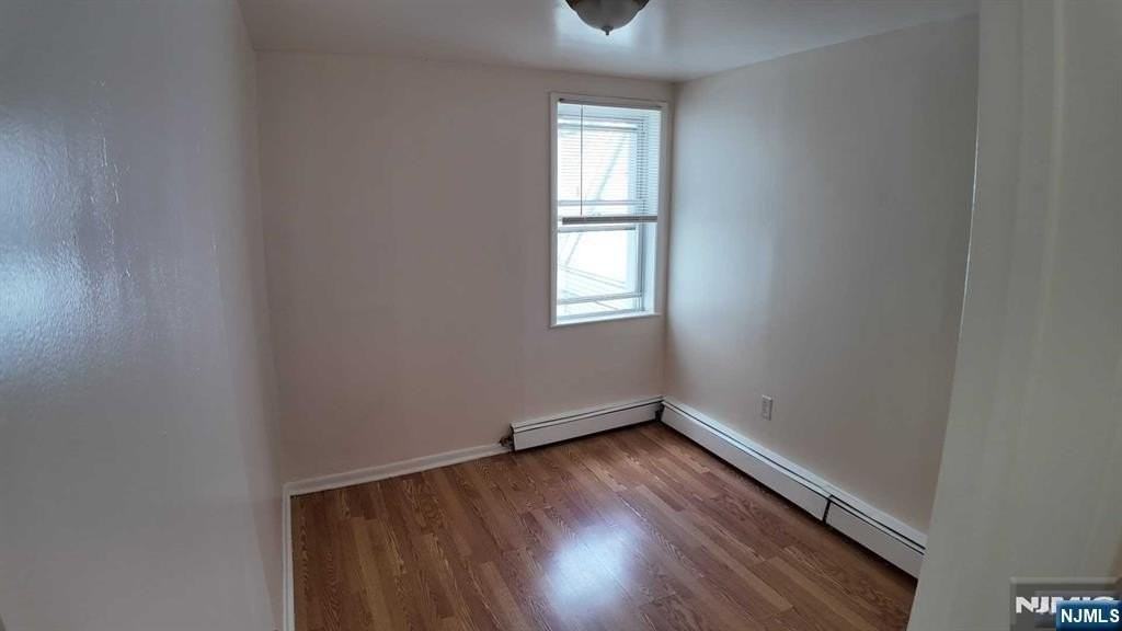 381 Lanza Ave - Photo 6 of 11