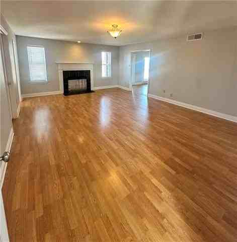 3900 River Rd #5 - Photo 2 of 15