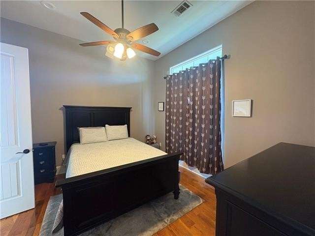 1529 Schnell Dr - Photo 4 of 24