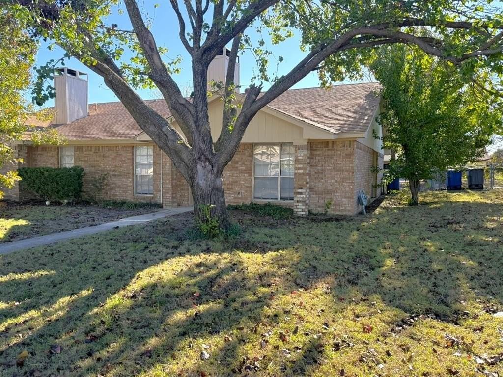 3518 Jewel St - Photo 2 of 21