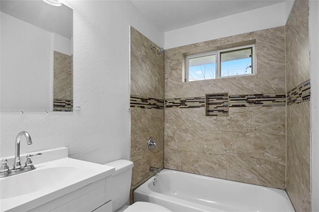 3334 Modlin St - Photo 7 of 8