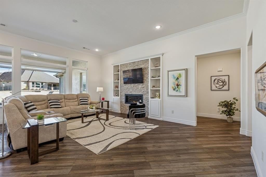 8717 Basanite Ave - Photo 6 of 31